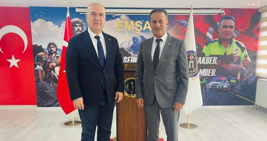 CHP İçişleri Politika Kurulu Başkanı Murat Bakan, Ankara'da sivil toplum