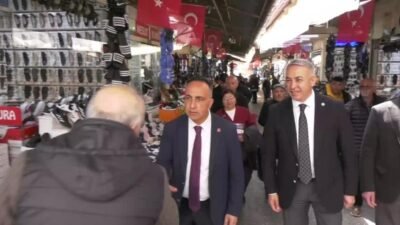 CHP’nin Çorum’daki saha çalışmasında Ayakkabıcılar Arastası’nda konuşan esnaf vergi borçları