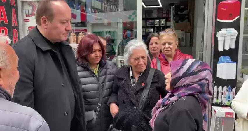 CHP Karabük Milletvekili Cevdet Akay, Karabük'te esnaf ziyareti yaparak vatandaşların