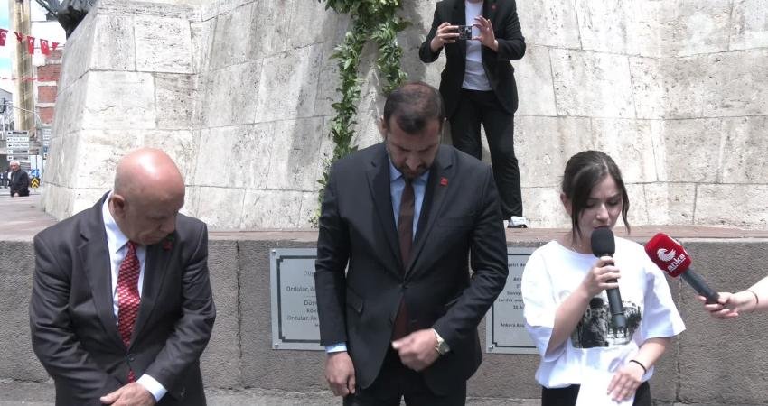 CHP Ankara İl Başkan Vekili Işık: “Mustafa Kemal’in 107 yıl önce yaktığı meşale, teslimiyeti direnişe, çaresizliği umuda dönüştürmenin ilk adımıdır” CHP Ankara İl Başkanlığı, 19 Mayıs Atatürk'ü Anma, Gençlik ve