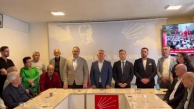 Cumhuriyet Halk Partisi (CHP) Bilecik İl Başkanı Ali Özdemir, "13