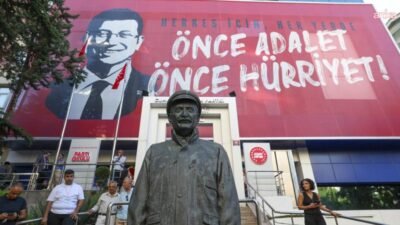 CHP CAO Sağlık Politika Kurulu tarafından 14 Mayıs Eczacılık Günü'ne