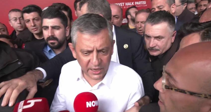 CHP Genel Merkezi’ne çevik kuvvet ekiplerinin müdahalesinin ardından açıklama yapan