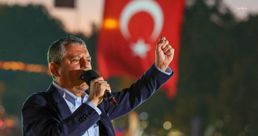 CHP Genel Başkanı Özgür Özel, bugün İzmir programı kapsamında dört