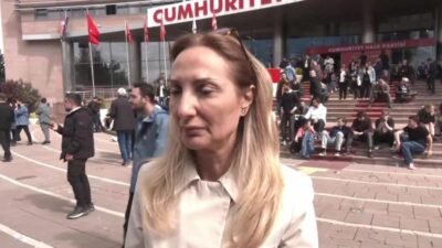 CHP Genel Merkezi’nde gerginlik… Aylin Nazlıaka: “AKP’nin CHP’de kardeşi kardeşe kırdırma amacına izin vermemek lazım” CHP Aile ve Sosyal Hizmetler Politika Kurulu Başkanı Aylin Nazlıaka,