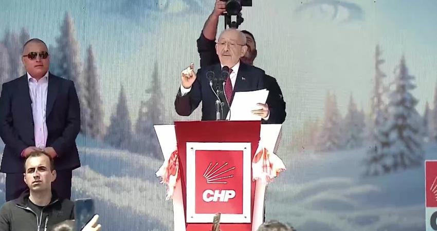 İstinaf kararıyla tedbiren CHP Genel Başkanı olarak görevlendirilen Kemal Kılıçdaroğlu,
