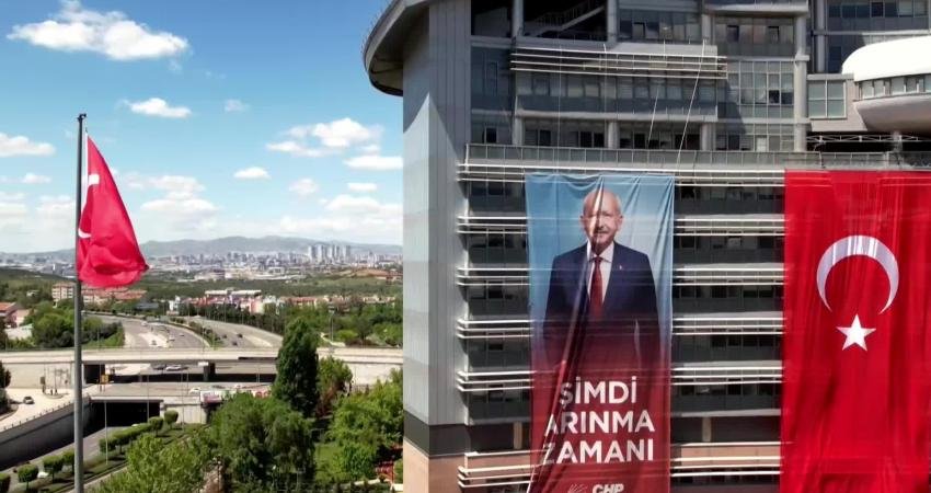 İstinaf kararıyla tedbiren CHP Genel Başkanı olarak görevlendirilen Kemal Kılıçdaroğlu,