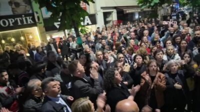 CHP Genel Merkezi’nin polis zoruyla tahliyesi Giresun’da protesto edildi CHP Giresun Merkez İlçe Başkanı Olcay Küçük, partisinin genel merkezine