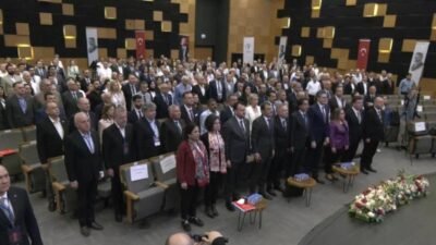 CHP'li İç Ege Bölgesi Belediye Başkanları Toplantısı’nda konuşan Genel Başkan