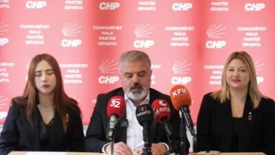 CHP Isparta İl Örgütü tarafından Deniz Gezmiş, Yusuf Aslan ve