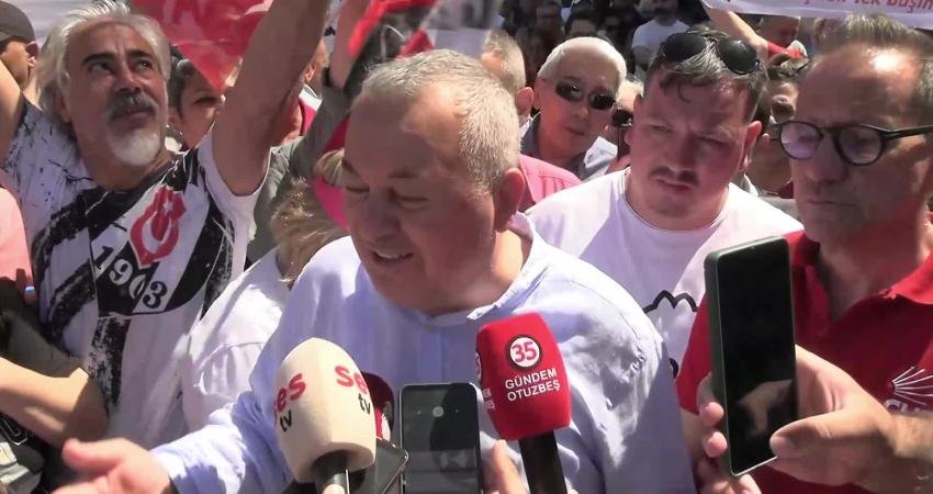 CHP İstanbul Milletvekili Cemal Enginyurt: “İktidarı büyük bir korku sardı” CHP İstanbul Milletvekili Cemal Enginyurt, Özgür Özel'in Cumhuriyet Meydanı'nda miting