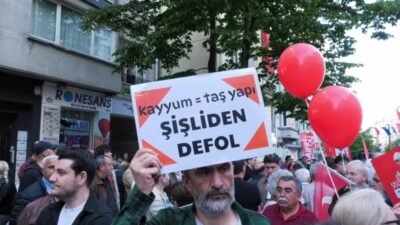 CHP İstanbul İl Başkanlığı'nın 'Demokrasi ve Özgürlük Yürüyüşü’ne binlerce kişi