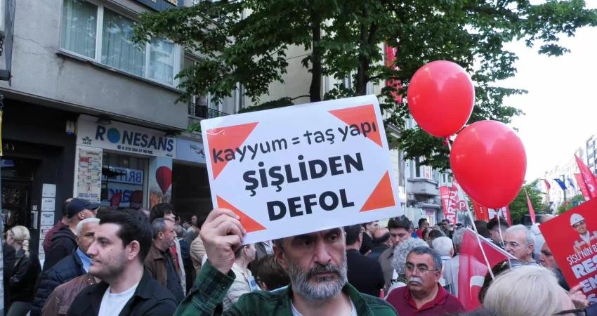 CHP İstanbul İl Başkanlığı'nın 'Demokrasi ve Özgürlük Yürüyüşü’ne binlerce kişi