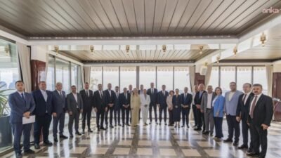 Cumhuriyet Halk Partisi İzmir İl Başkanlığı’nın belediye başkanları koordinasyon toplantısında