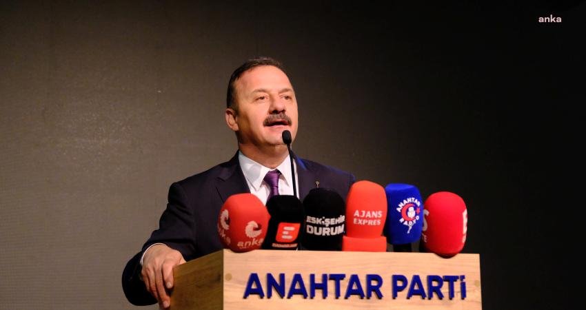 CHP’nin 38’inci Olağan Kurultayı'nın iptalinin ardından Anahtar Parti Başkanlık Divanı’nın,