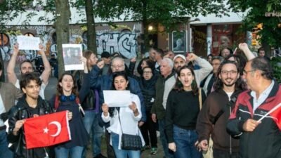 CHP'nin 38. Olağan Kurultayı'nın iptali kararı, Almanya'nın başkenti Berlin’de yaşayan