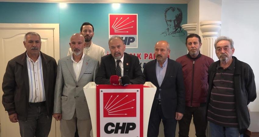 CHP Kurultayı’na iptal kararı… CHP Aksaray İl Başkanı Özdemir: “Partiyi kimseye teslim etmeyeceğiz” CHP Aksaray İl Başkanı Bilal Özdemir, partisinin 38. Olağan Kurultayı'nın