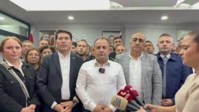 CHP Trabzon İl Başkanı Mustafa Bak, partisinin 38. Olağan Kurultayı’nın