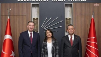 DEM Parti Eş Genel Başkanları Tülay Hatimoğulları ve Tuncer Bakırhan,