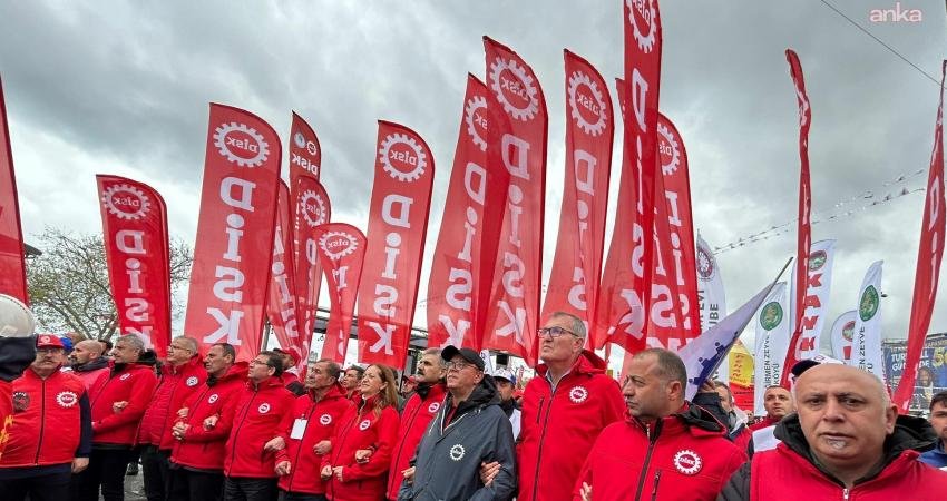Türkiye Devrimci İşçi Sendikaları Konfederasyonu (DİSK), CHP’nin 38. Olağan Kurultayı’nın