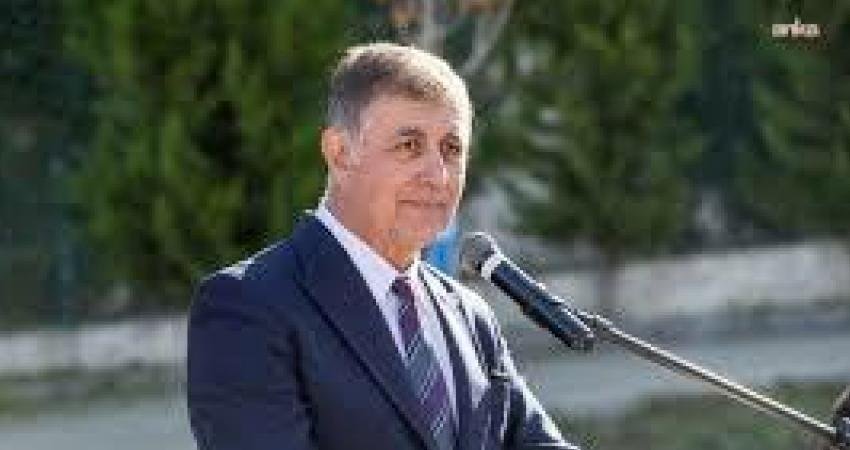 CHP Kurultayı’na iptal kararı… İzmir Büyükşehir Belediye Başkanı Tugay: Genel Başkanımız Özgür Özel’in yanındayız İzmir Büyükşehir Belediye Başkanı Cemil Tugay, istinafın CHP’nin 38. Olağan