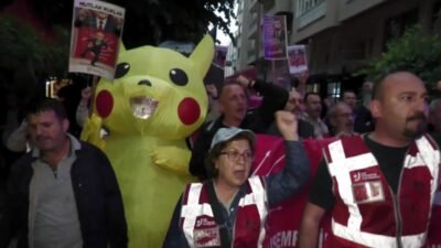 CHP’nin 38. Olağan Kurultayı’nın iptaline ilişkin kararın ikinci gününde Manisa’da