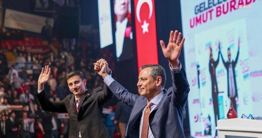 CHP Kurultayı’na iptal kararı… Önceki Gençlik Kolları Başkanı Killik: Olası bir geriye dönme durumunda Gençlik Kolları Genel Başkanlığı görevini kabul etmiyorum CHP'nin önceki Gençlik Kolları Başkanı Gençosman Killik, istinafın CHP'nin 38.