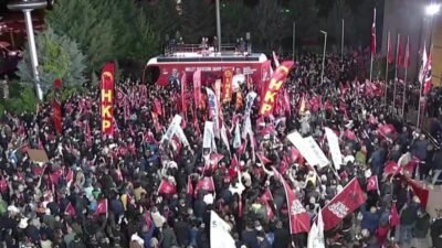 CHP Genel Başkanı Özgür Özel, "Türkiye’ye ve dünyaya ilan ediyorum