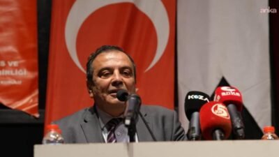 TMMOB Yönetim Kurulu Başkanı Emin Koramaz, CHP'nin 38. Olağan Kurultayı'nın