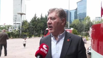 CHP Grup Başkanvekili Murat Emir, CHP'nin 38. Olağan Kurultayı'nın iptal