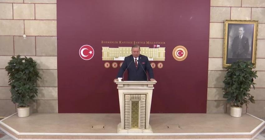 CHP Kurultayı’nın iptali… Doğan Bekin: Siyasetin bu yolla dizayn edilmeye çalışılması son derece vahim. Bu yılın sonunda baskın mahalli genel seçim olabilir” Yeniden Refah Partisi Genel Başkan Yardımcısı ve İstanbul Milletvekili Doğan