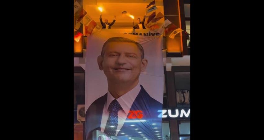 CHP Osmaniye İl Başkanlığı binasına, CHP Genel Başkanı Özgür Özel'in