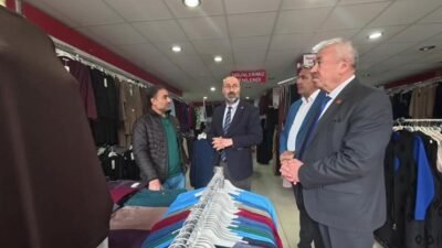 CHP’nin saha çalışmaları kapsamında Yozgat’a gelen CHP PM Üyesi Erhan