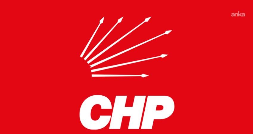 CHP’den “oy karşılığı işe alım” iddialarına yalanlama: Tamamen gerçek dışı ve açık bir iftira CHP, Uşak Belediye Başkanı Özkan Yalım'ın "etkin pişmanlık" kapsamında verdiği