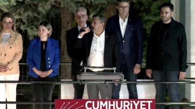 CHP Genel Başkanı Özgür Özel, "iyon deyip geçme gün gelir