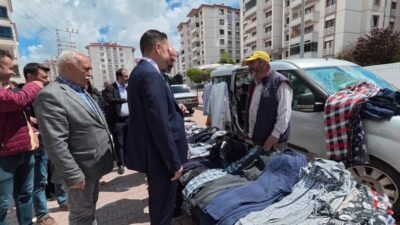 CHP İstanbul Milletvekili Fethi Açıkel, partisinin saha çalışmaları kapsamında Yozgat'ın