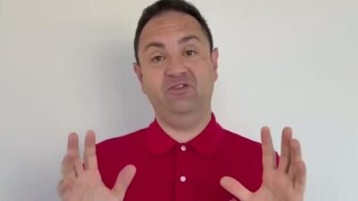 CHP Ankara Milletvekili Umut Akdoğan, eşi yoksulluk belgesi alan AK