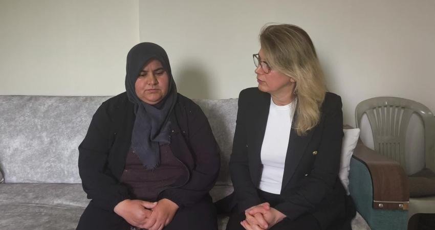 CHP Kadın Kolları Genel Başkanı Asu Kaya, Osmaniye'nin Toprakkale ilçesinde