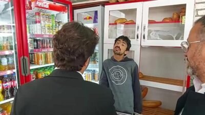 CHP Parti Meclisi Üyesi Baran Seyhan, partisinin saha çalışmaları kapsamında