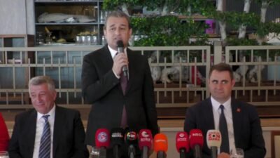 CHP Genel Başkan Yardımcısı Burhanettin Bulut, İzmir Güzelbahçe’de yerel medya