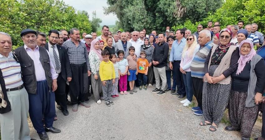 CHP Mersin Milletvekili Talat Dinçer, Mersin’in Çeşmeli beldesinde yaşayan köylülerin