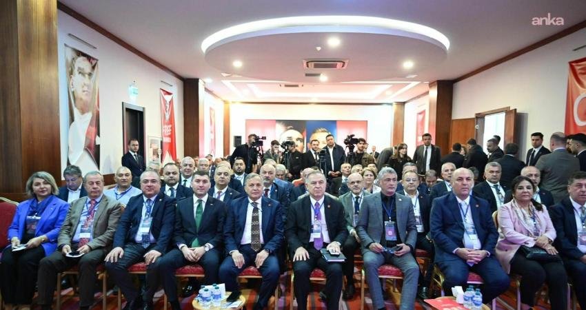 CHP'nin Orta ve Doğu Karadeniz İl Başkanları ve Belediye Başkanları