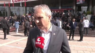 CHP İstanbul Milletvekili Suat Özçağdaş, partisinin genel merkezi önündeki gerginliğin