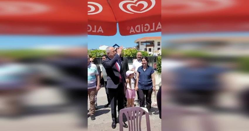 CHP Muğla Milletvekili Cumhur Uzun, İzmir'de pazarcı esnafını ziyaret etti.