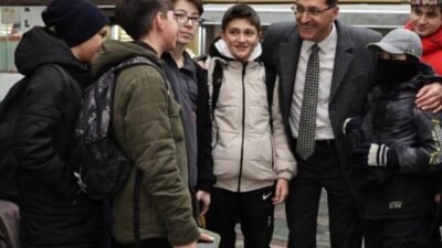 CHP Genel Başkan Yardımcısı Gökan Zeybek, Kütahya Belediye Meclisi'nde yaşanan