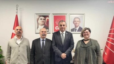 Halkın Kurtuluş Partisi (HKP) yöneticileri, CHP'nin 38. Olağan Kurultayı'nın iptal
