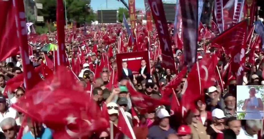 CHP'nin, Balıkesir'de düzenlediği "Millet İradesine Sahip Çıkıyor" miting için mesaj