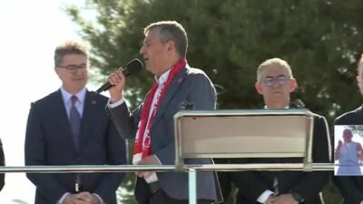 CHP Genel Başkanı Özgür Özel, ara seçim çağrısı yaparak "Bugün