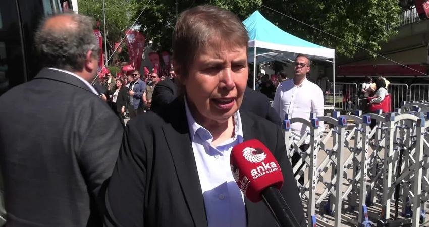 CHP Parti Meclisi (PM) Zeliha Aksaz Şahbaz, CHP’nin Balıkesir mitinginde,