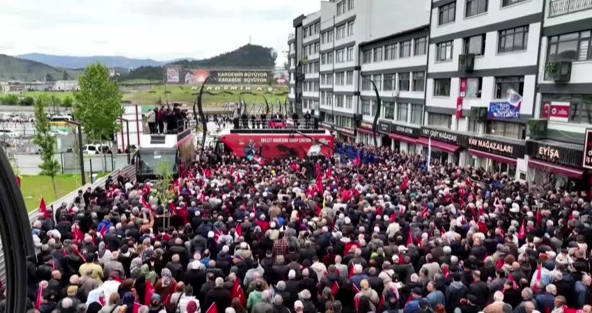 CHP Genel Başkanı Özgür Özel, Karabük’te düzenlenen 107’nci "Millet İradesine